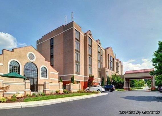 Express By Ihg Hotel 3*