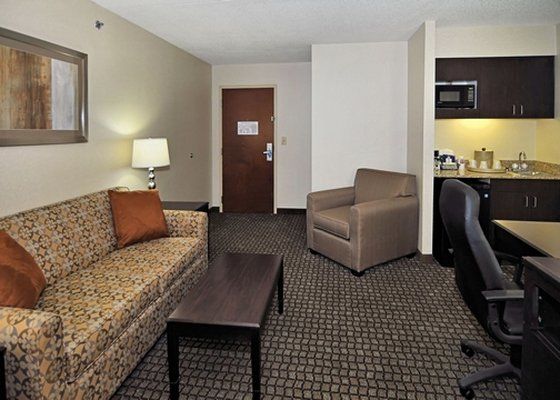 Express By Ihg Hotel