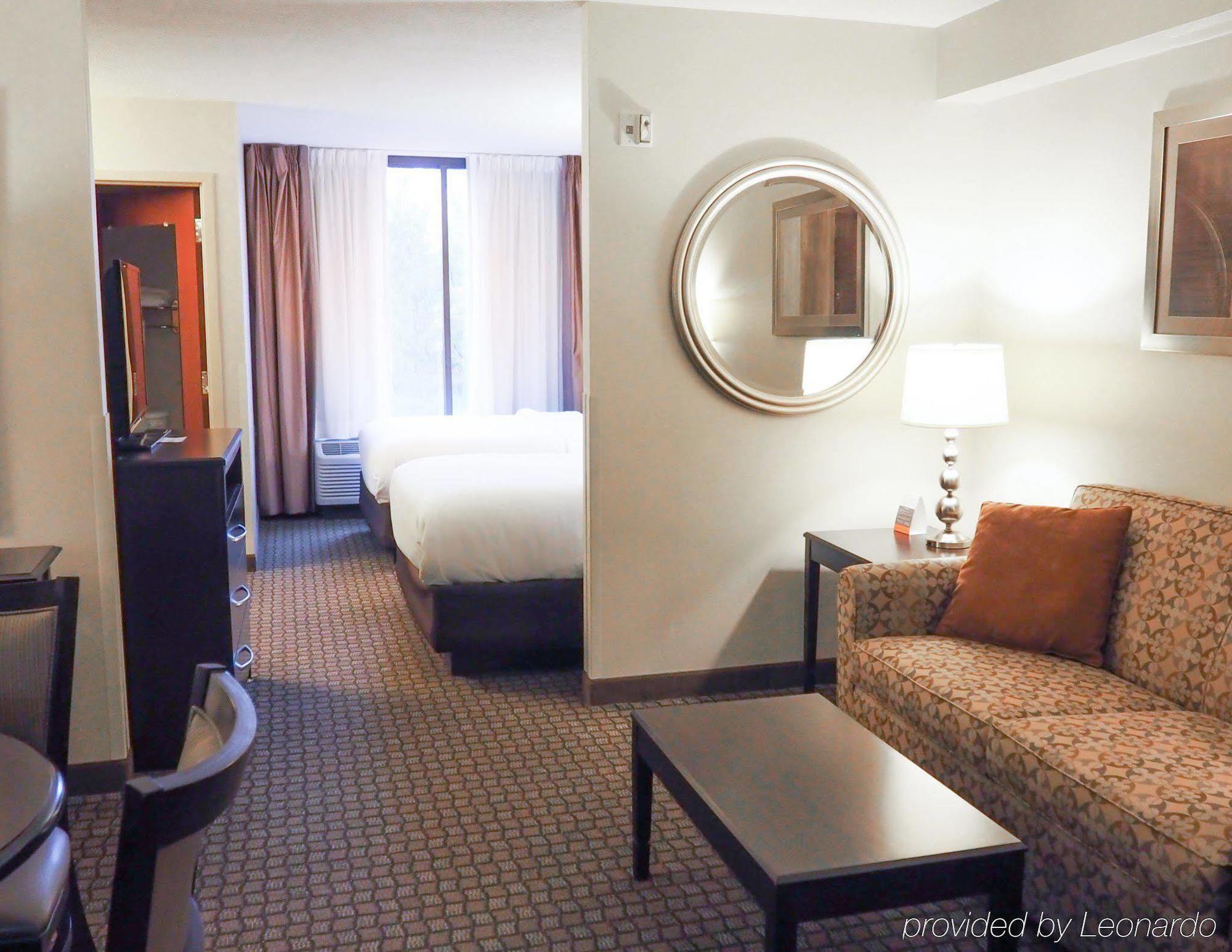 Express By Ihg Hotel